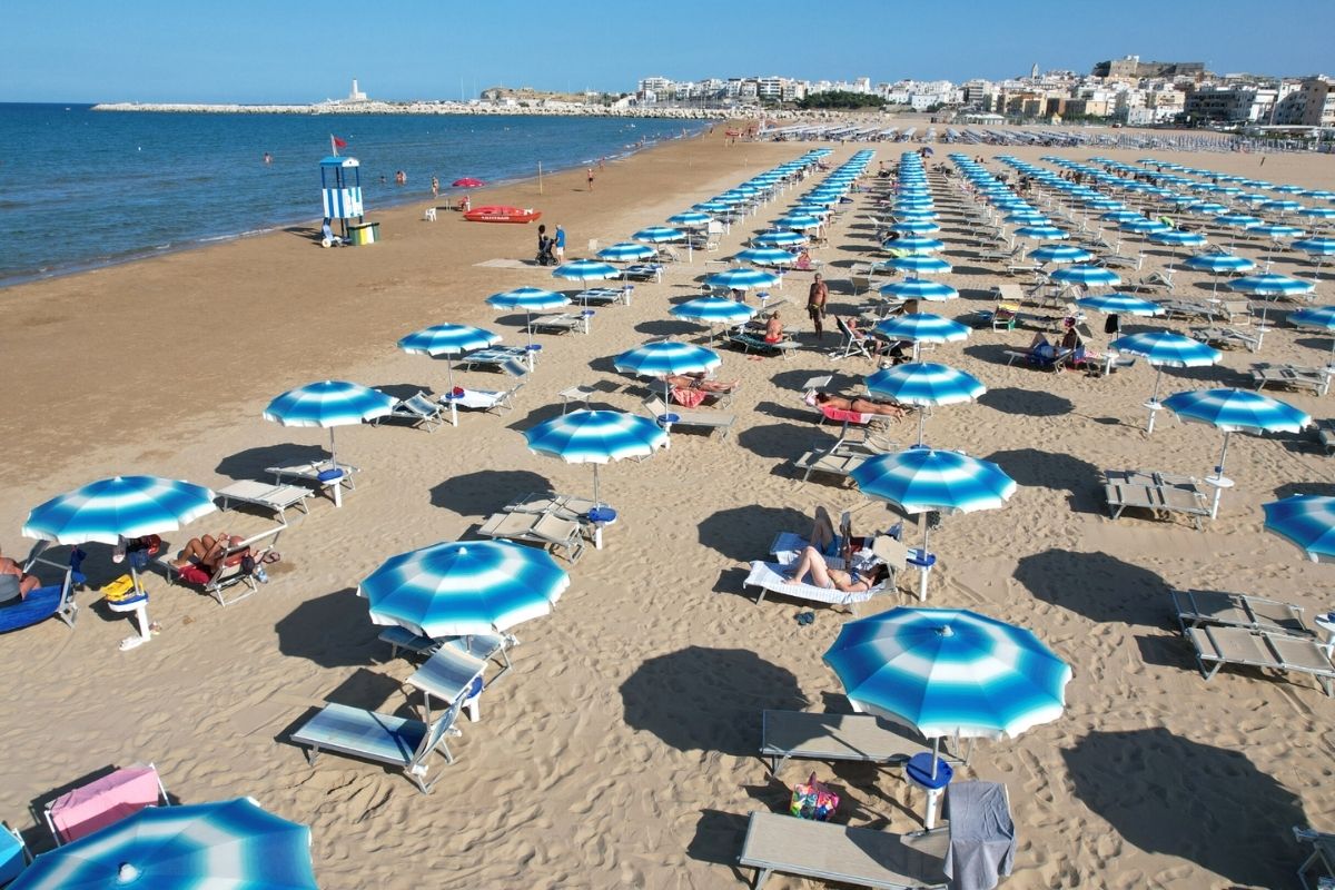 spiaggia i melograni – hotel a Vieste con piscina (5)